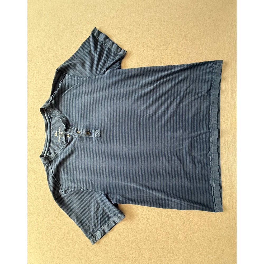 Tommy Bahama Mens XL Blue Striped Short Sleeve Henley Shirt Marlin Logo